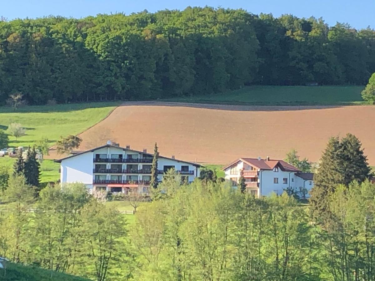 Landhotel Lortz Reichelsheim Exterior photo