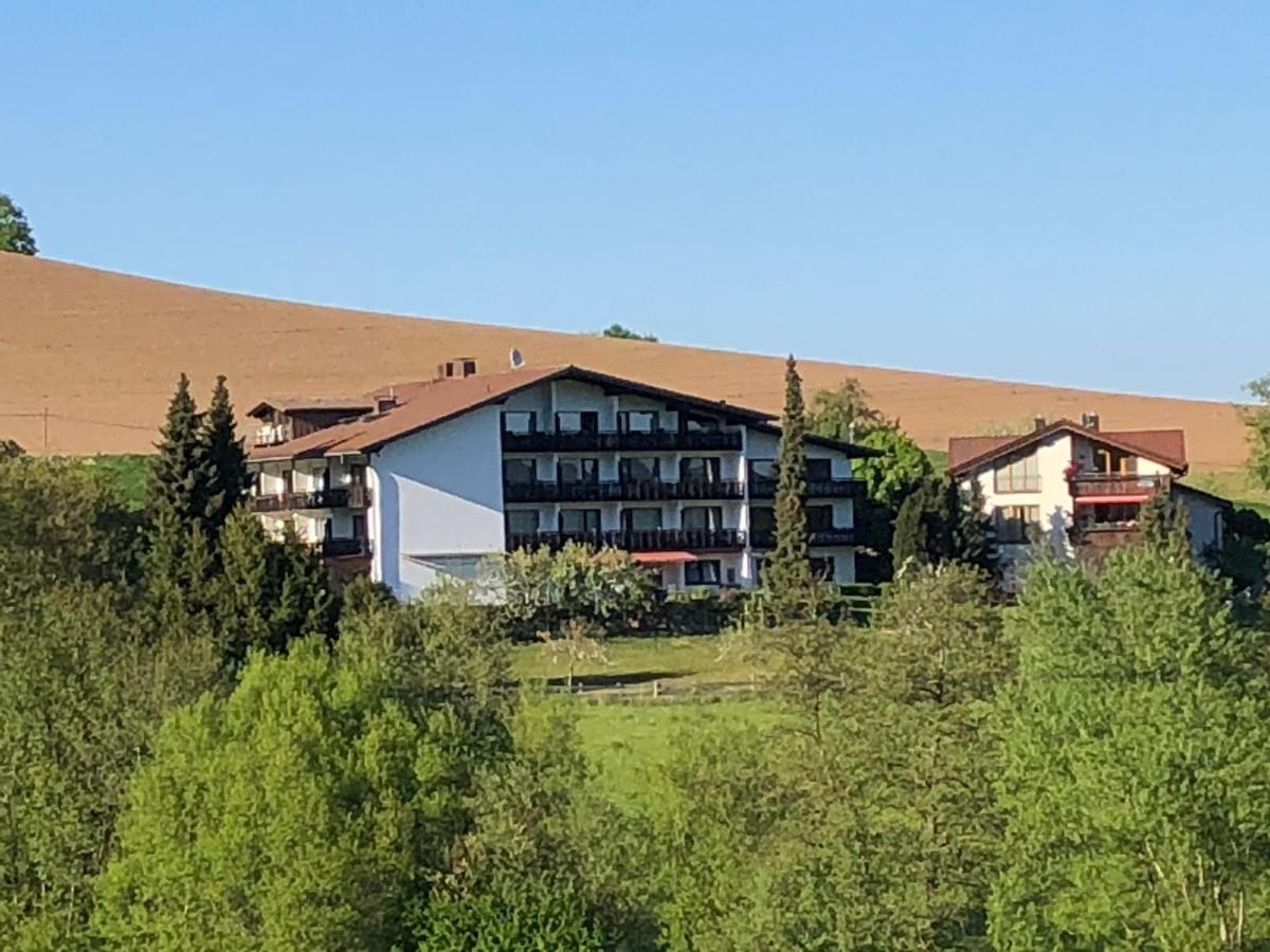 Landhotel Lortz Reichelsheim Exterior photo